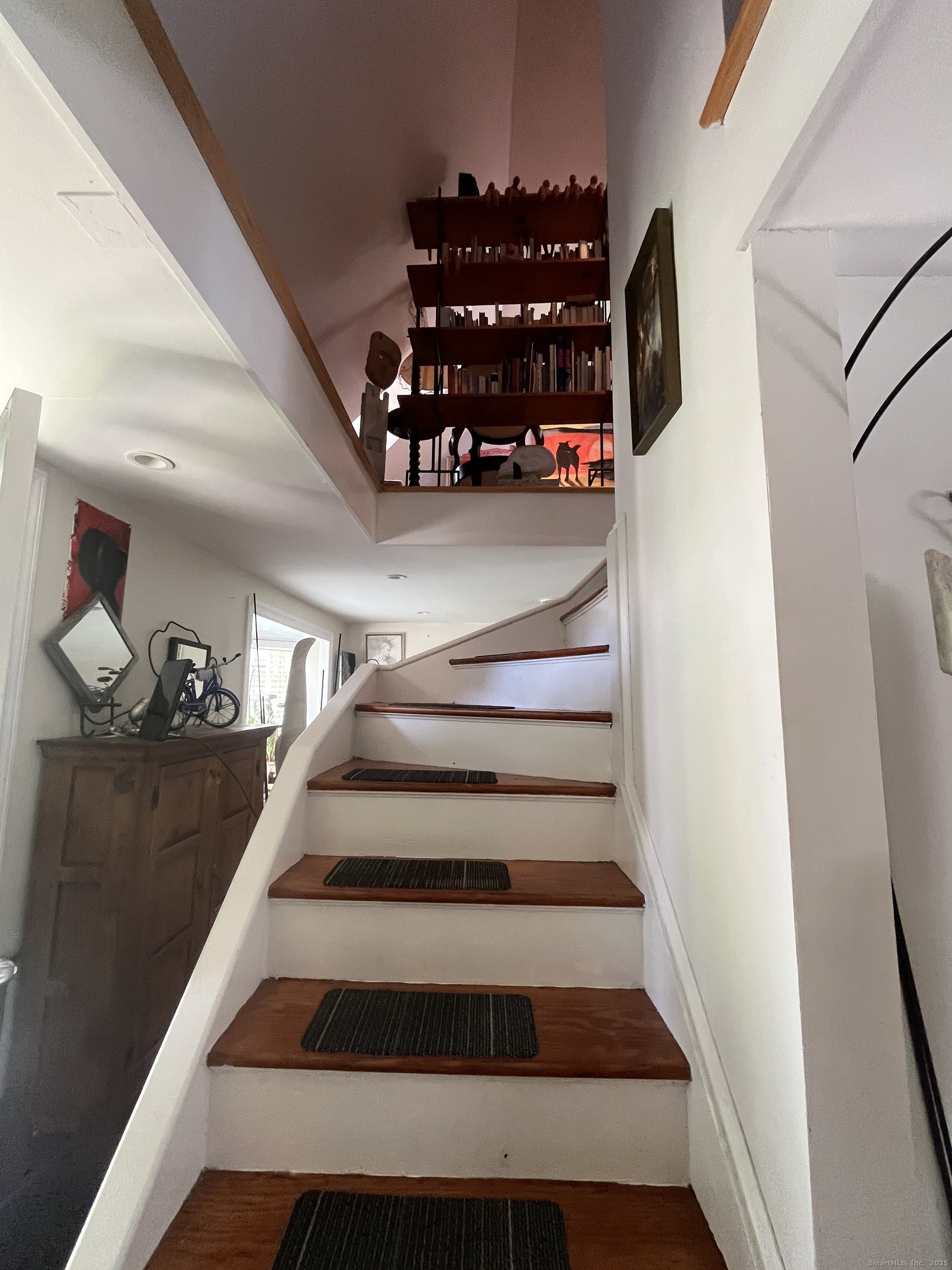 68 Cole Street Bridgeport, CT 06604 - Photo 11 of 31 a view of entryway