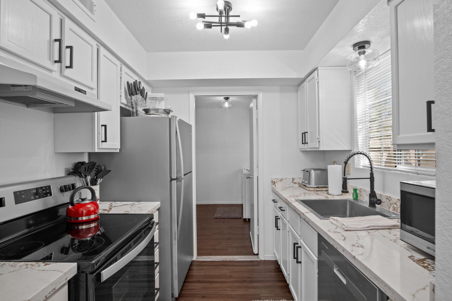 20064 Darpinian Way Sonora, CA 95370 - Photo 12 of 49