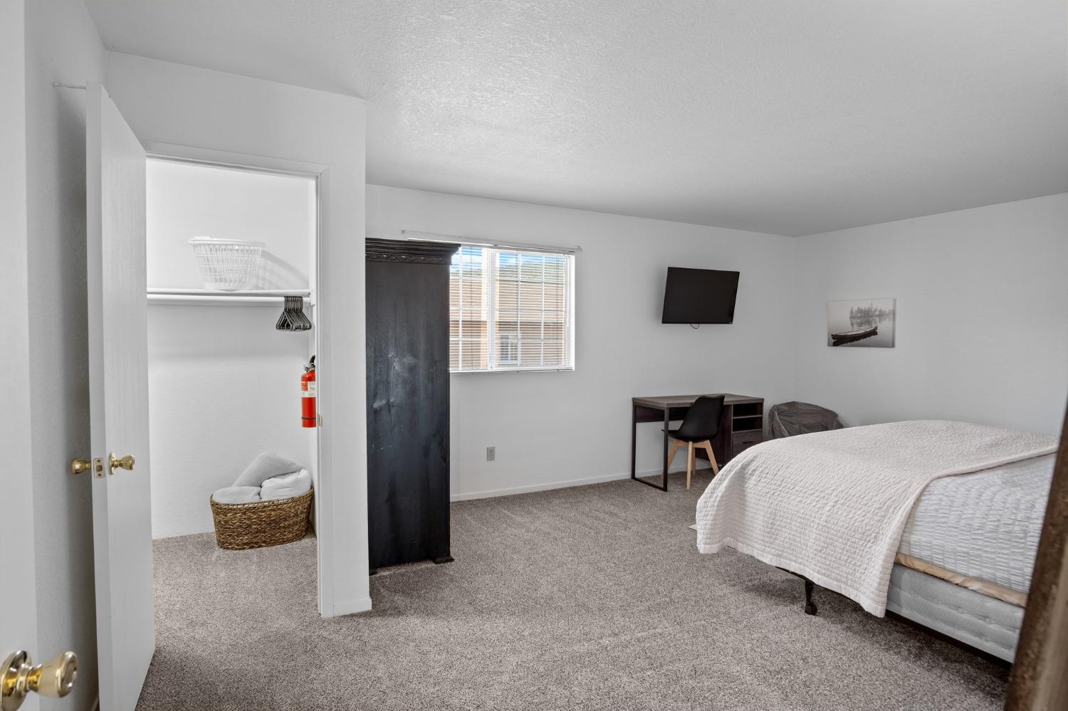 20064 Darpinian Way Sonora, CA 95370 - Photo 20 of 49