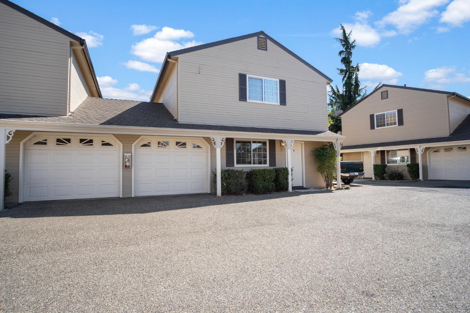 20064 Darpinian Way Sonora, CA 95370 - Photo 2 of 49