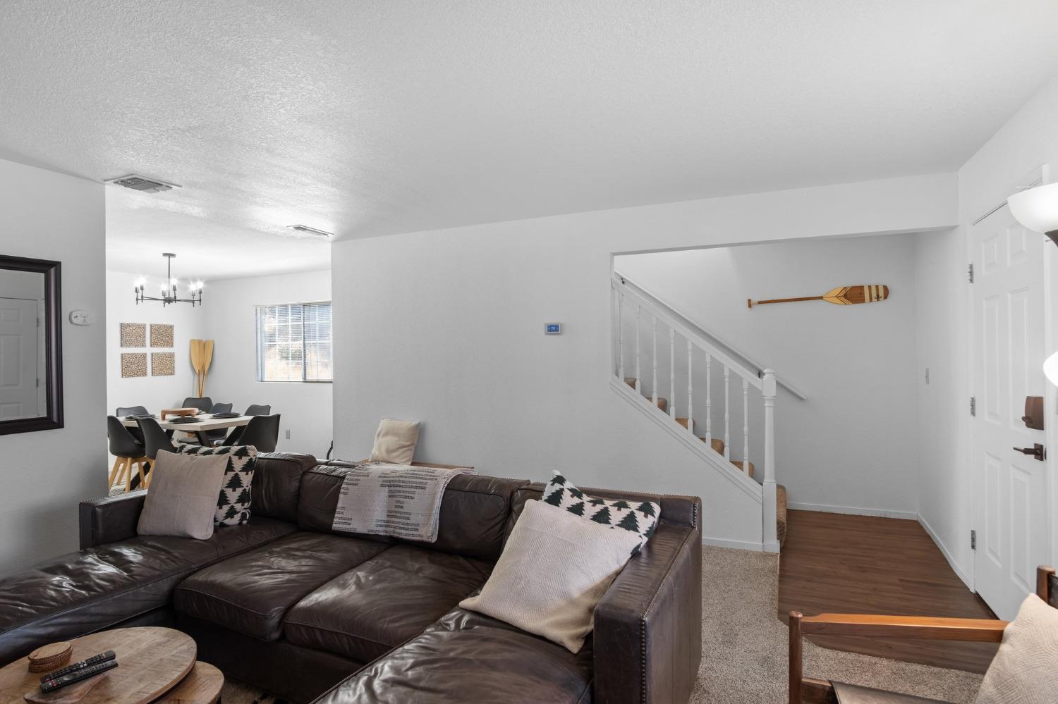 20064 Darpinian Way Sonora, CA 95370 - Photo 7 of 49