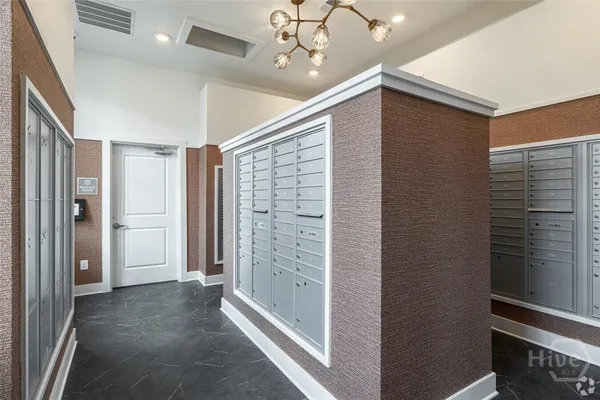 $2,141 | 5670 Ogeechee Road, Unit WILLOW, Savannah, GA 31405