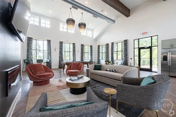 $2,141 | 5670 Ogeechee Road, Unit WILLOW, Savannah, GA 31405