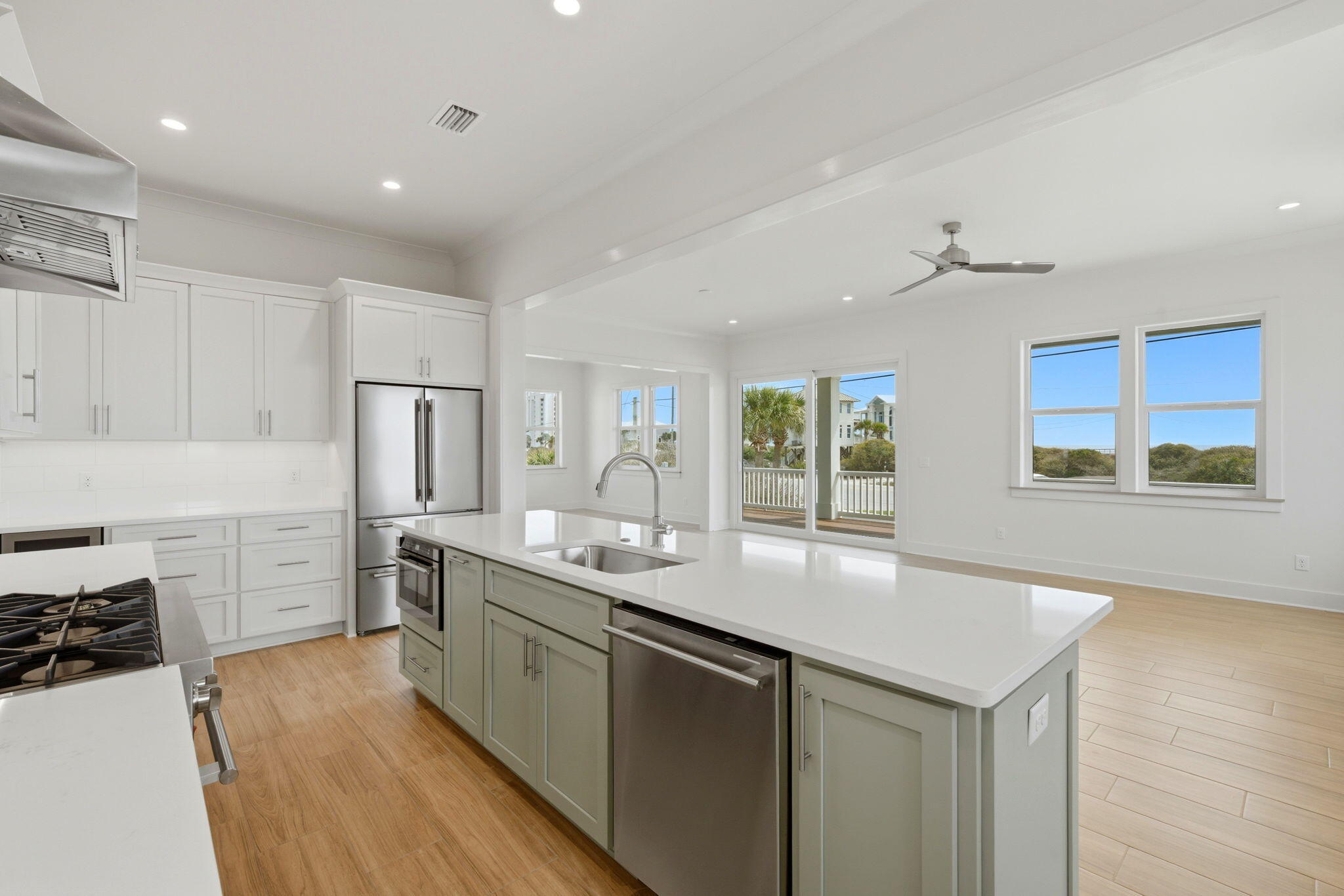425 Gulfview Lane Perdido Key, FL 32507 - Photo 12 of 71 a kitchen with a sink stove and refrigerator