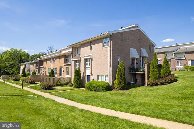 $3,195 | 1699 Yale Place, Unit 4BR534, Rockville, MD 20850