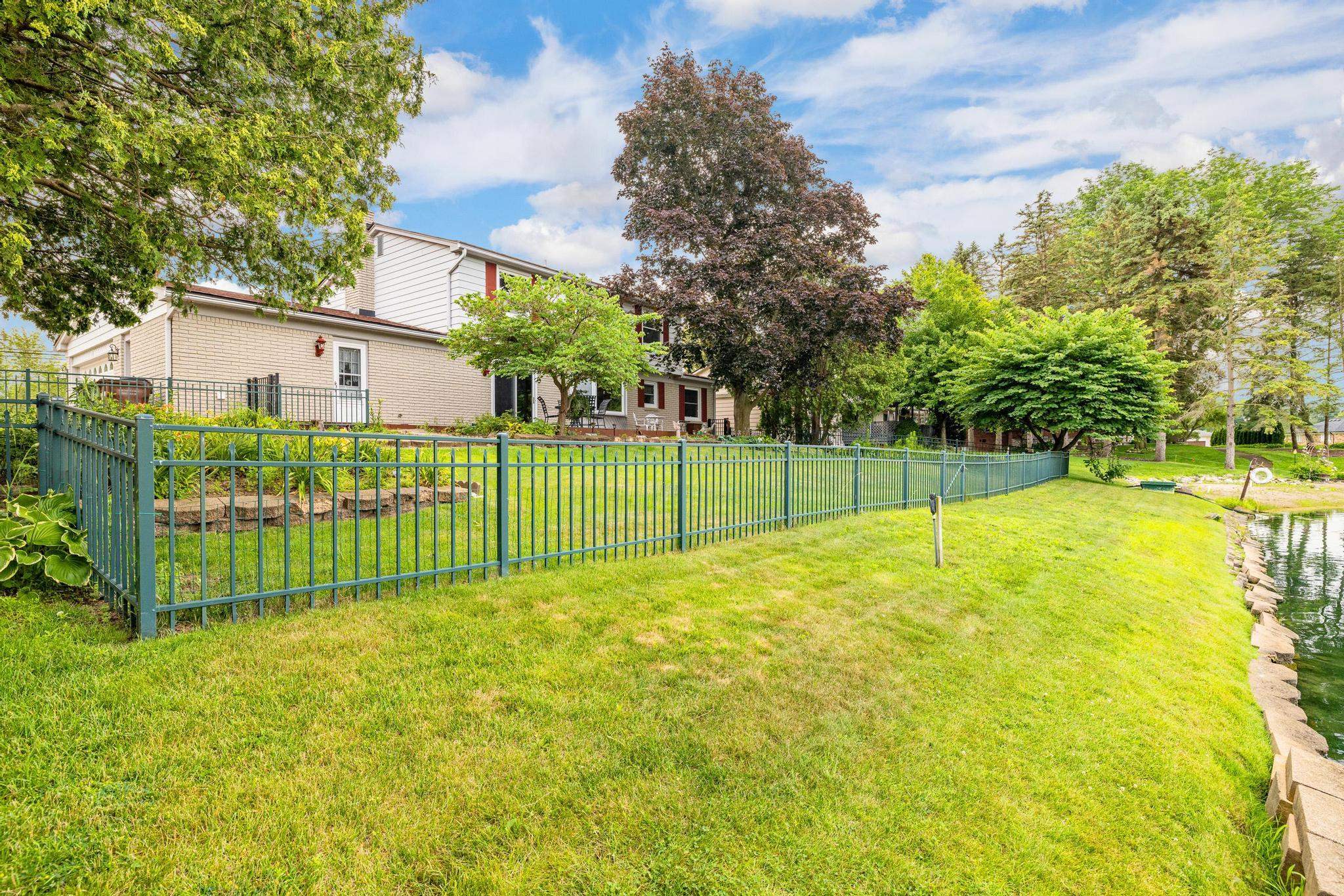 54441 Mound Road Utica, MI 48316 - Photo 53 of 68 50180458-B2A5EA24-049B-4155-81A1-5A4297B76A2C.JPG