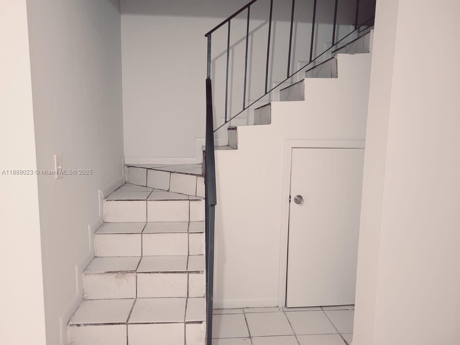 3907 Northwest 76th Terrace, Unit 3907 Hollywood, FL 33024 - Photo 3 of 13