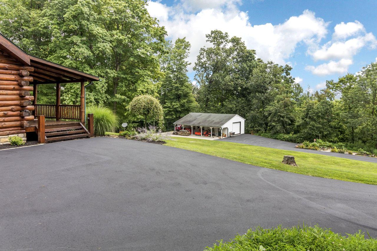 6695 Pleasant Valley Road Nashport, OH 43830 - Photo 17 of 48