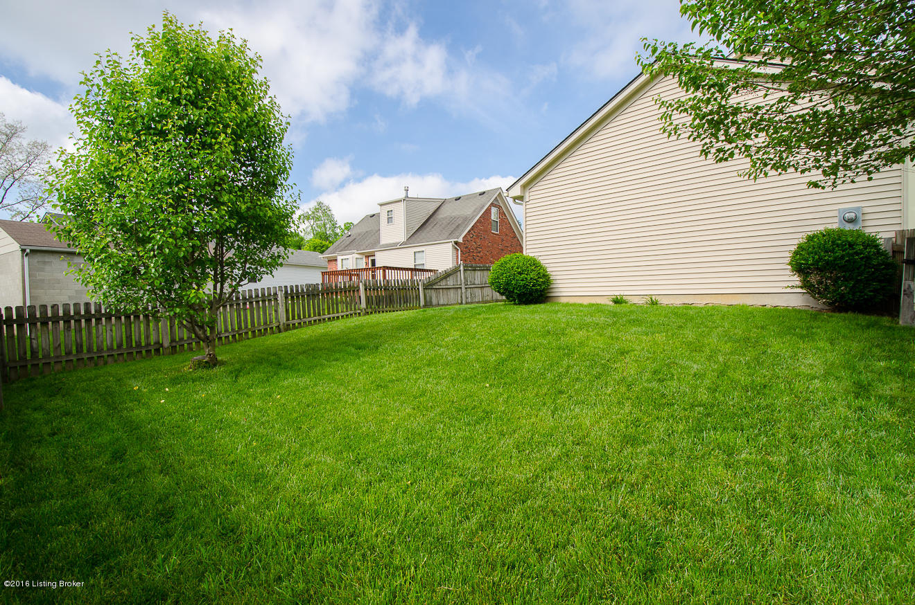 10410 Vantage Road Louisville, KY 40299 - Photo 40 of 43 Vantage-53