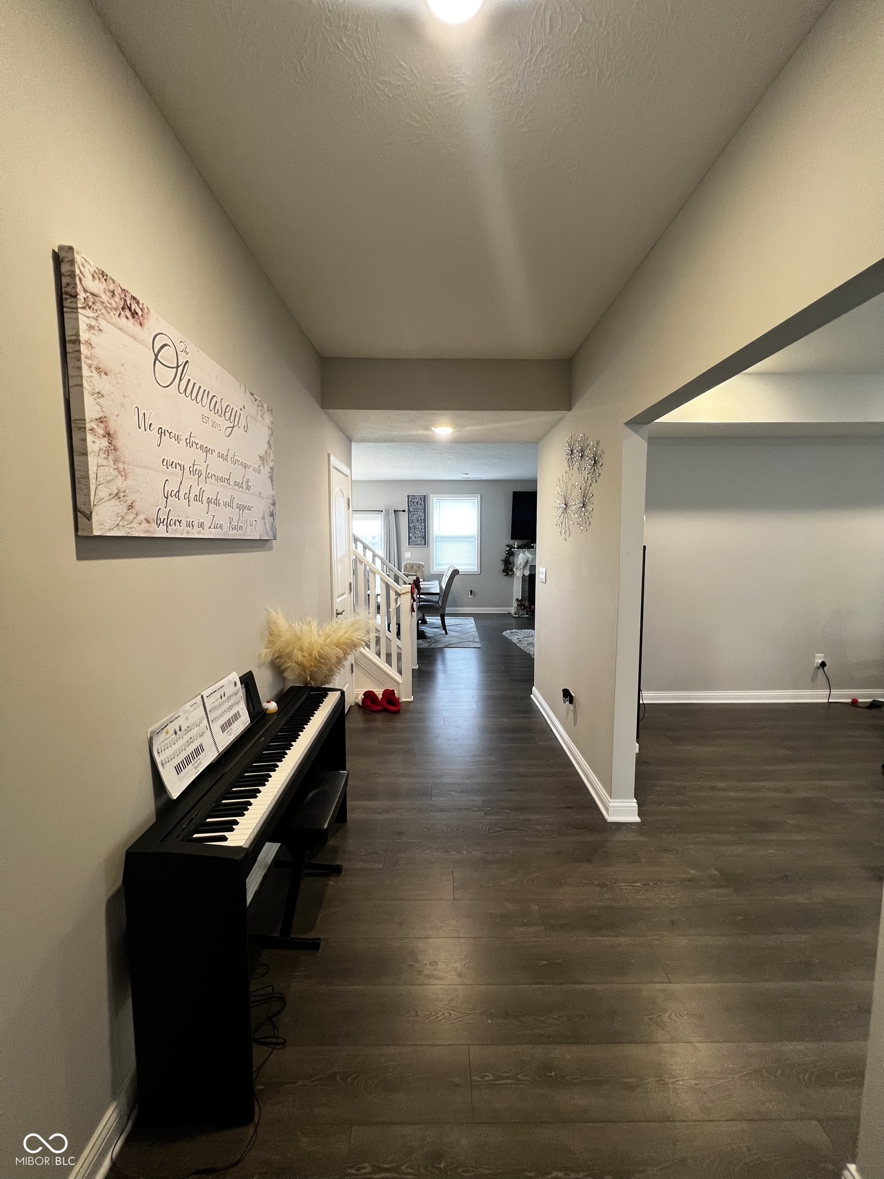 7329 Doyal Drive Whitestown, IN 46075 - Photo 2 of 37