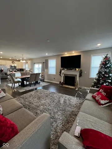 $3,000 | 7329 Doyal Drive, Whitestown, IN 46075