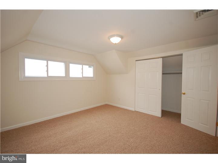 718 Sherrie Road Philadelphia, PA 19115 - Photo 16 of 19