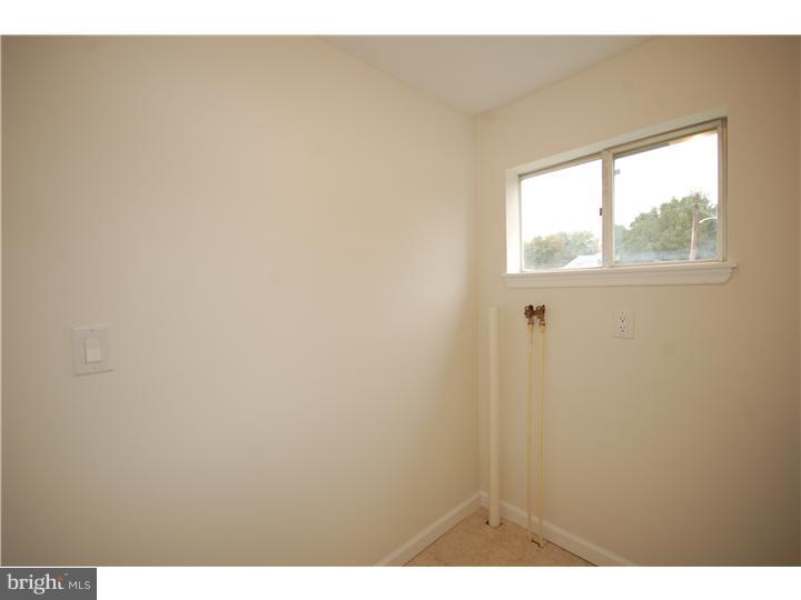 718 Sherrie Road Philadelphia, PA 19115 - Photo 18 of 19