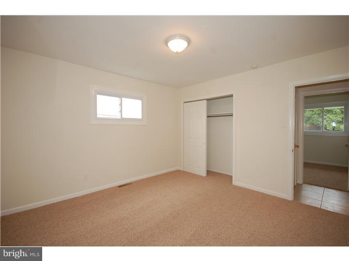 718 Sherrie Road Philadelphia, PA 19115 - Photo 10 of 19