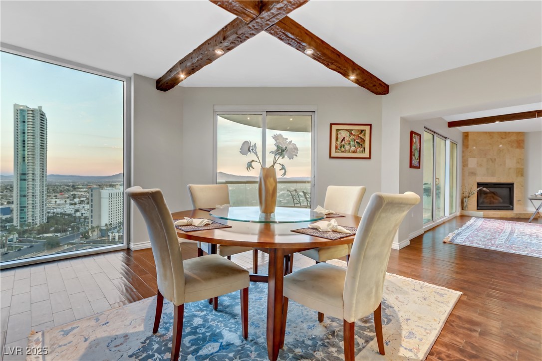 2777 Paradise Road, Unit 2001 Las Vegas, NV 89109 - Photo 13 of 33 Gallery Image 13