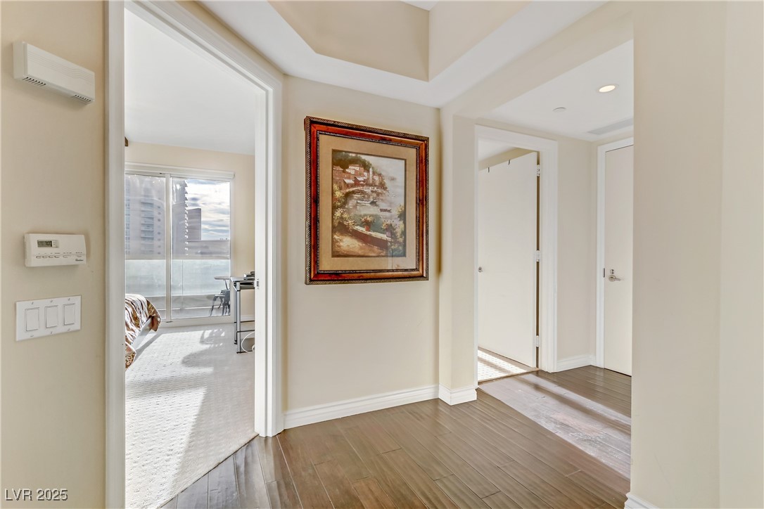 2777 Paradise Road, Unit 2001 Las Vegas, NV 89109 - Photo 16 of 33 Gallery Image 16