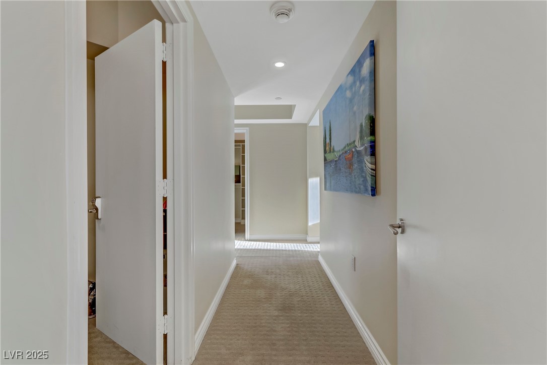2777 Paradise Road, Unit 2001 Las Vegas, NV 89109 - Photo 17 of 33 Gallery Image 17