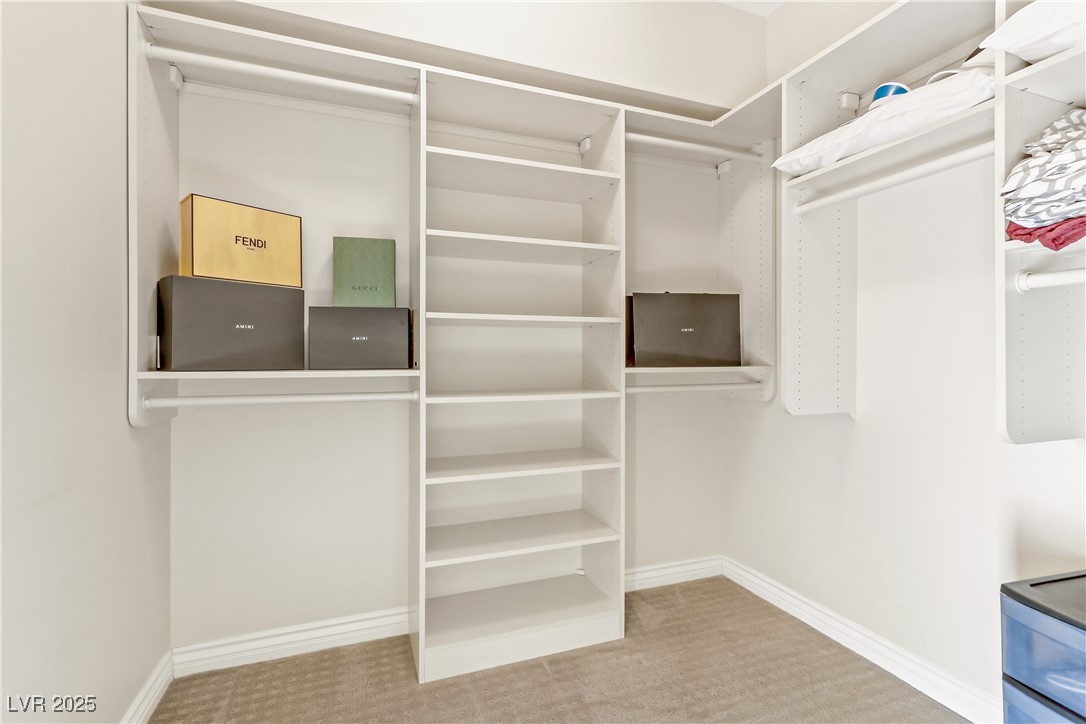 2777 Paradise Road, Unit 2001 Las Vegas, NV 89109 - Photo 21 of 33 Primary Closet