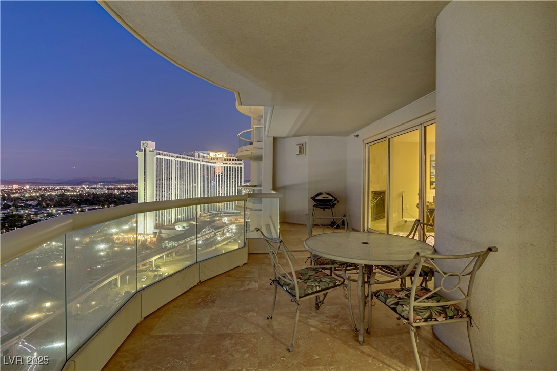 2777 Paradise Road, Unit 2001 Las Vegas, NV 89109 - Photo 29 of 33 Gallery Image 29
