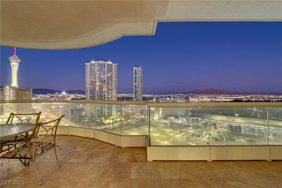 2777 Paradise Road, Unit 2001 Las Vegas, NV 89109 - Photo 30 of 33 Gallery Image 30