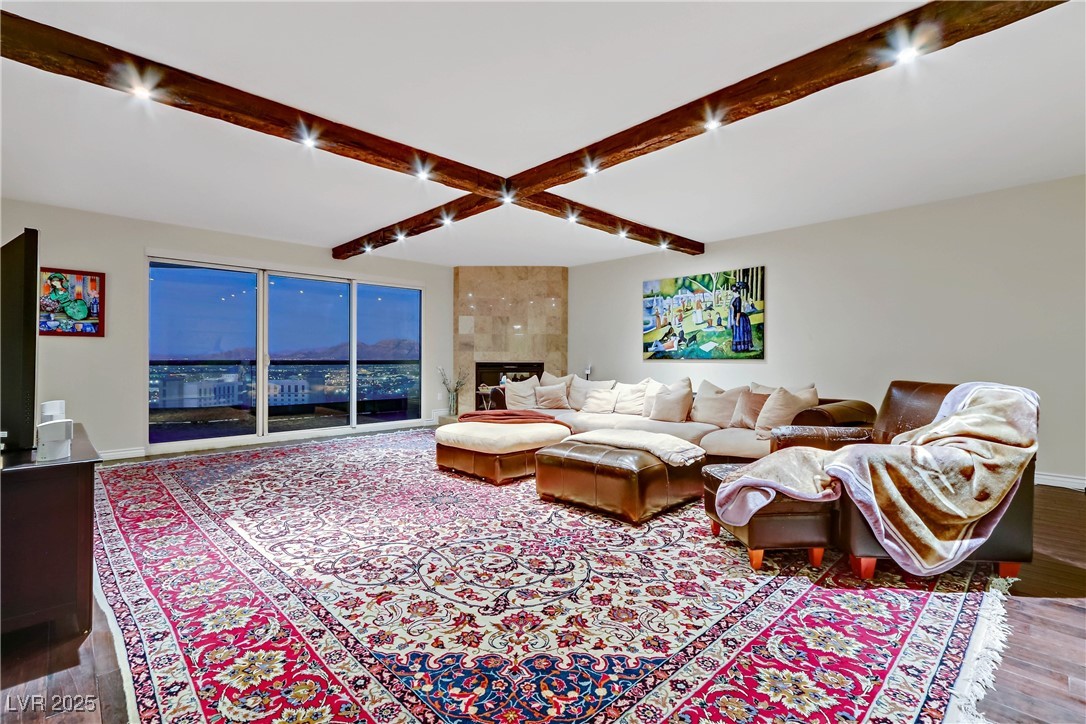 2777 Paradise Road, Unit 2001 Las Vegas, NV 89109 - Photo 3 of 33 Gallery Image 3
