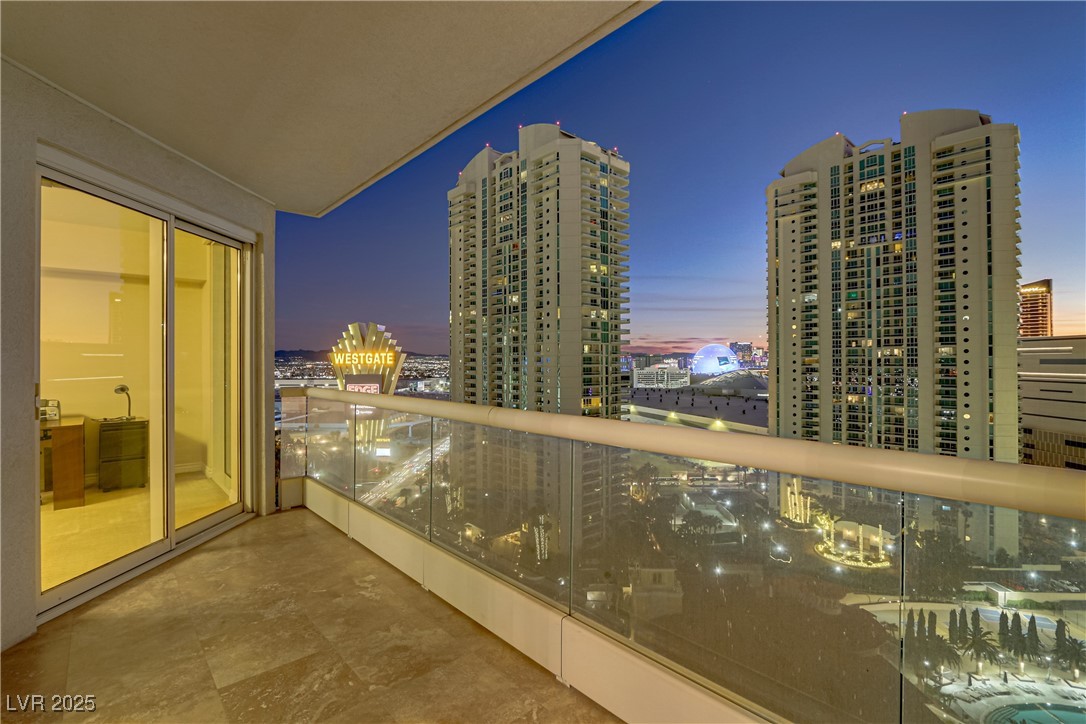 2777 Paradise Road, Unit 2001 Las Vegas, NV 89109 - Photo 31 of 33 Gallery Image 31