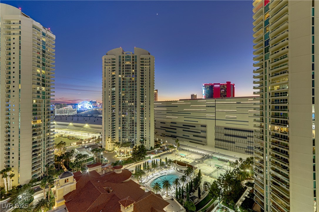 2777 Paradise Road, Unit 2001 Las Vegas, NV 89109 - Photo 32 of 33 Gallery Image 32