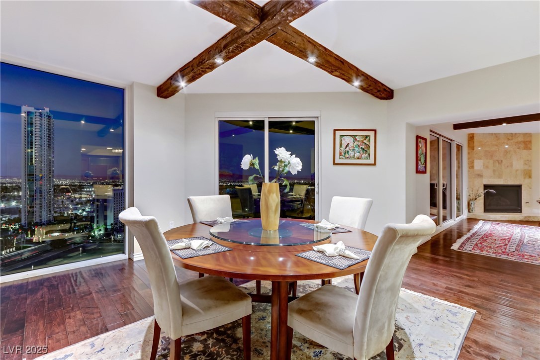 2777 Paradise Road, Unit 2001 Las Vegas, NV 89109 - Photo 4 of 33 Gallery Image 4