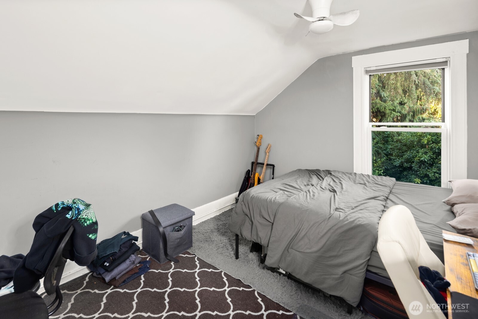 2011 East James Street Seattle, WA 98122 - Photo 28 of 40