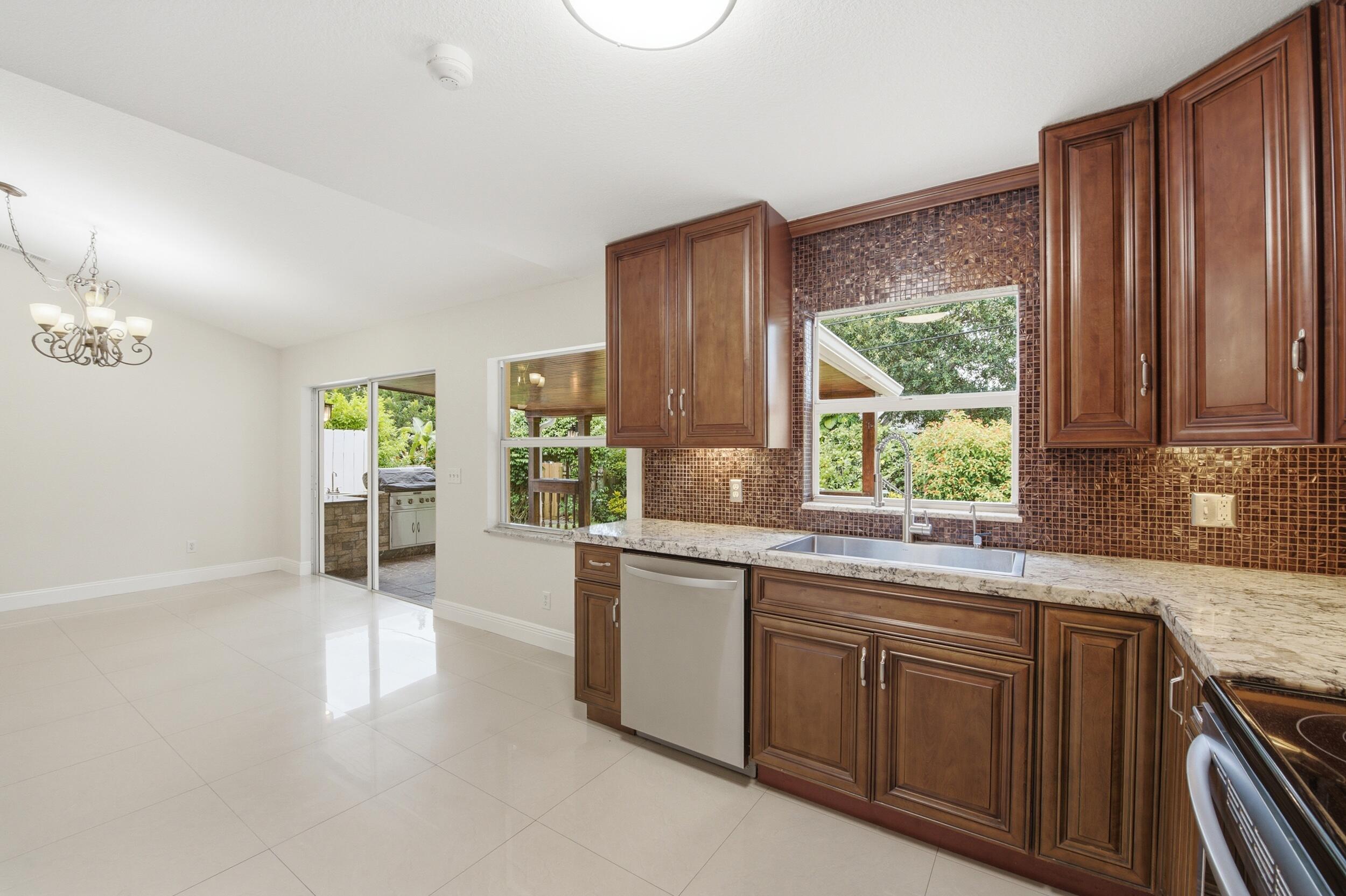 3772 Southeast Upper Street Stuart, FL 34997 - Photo 9 of 34 17__dsc1534