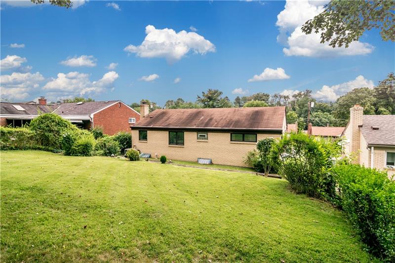 5247 Ranchview Drive Pittsburgh, PA 15236 - Photo 19 of 25 Gallery Image 19