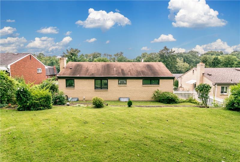 5247 Ranchview Drive Pittsburgh, PA 15236 - Photo 20 of 25 Gallery Image 20