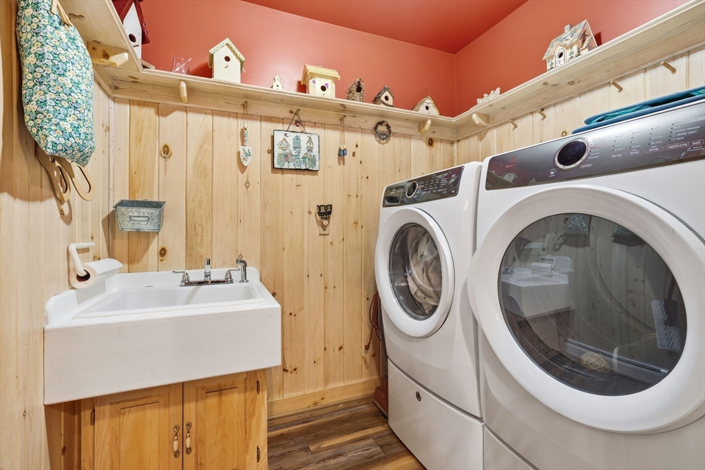 8 Ring Road Chesterfield, MA 01084 - Photo 29 of 42 a utility room with dryer and washer