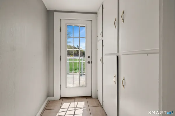 $375,000 | 23 Maple Street, Middlefield, CT 06481