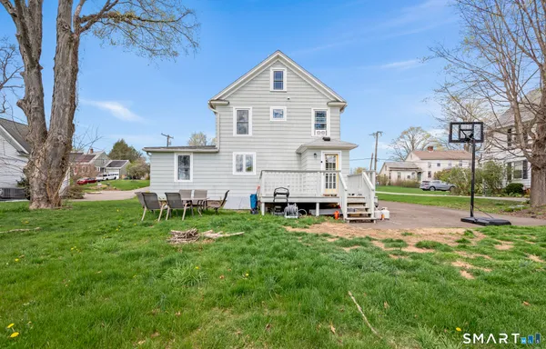 $375,000 | 23 Maple Street, Middlefield, CT 06481