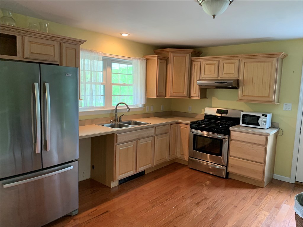 296 Spring Street Hopkinton, RI 02873 - Photo 7 of 11