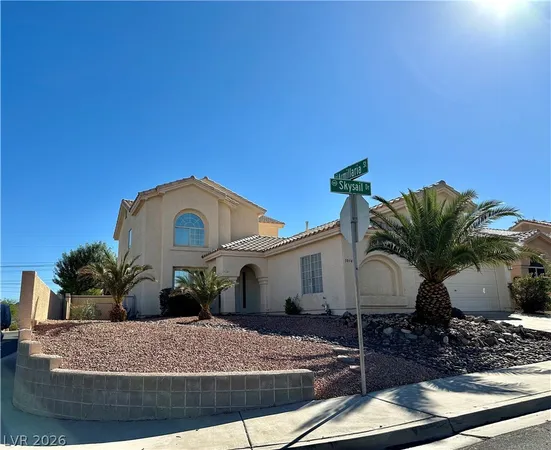 $2,695 | 1034 Skysail Drive, Henderson, NV 89011