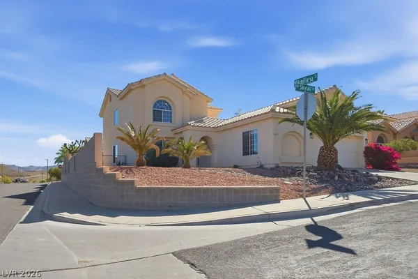 $2,695 | 1034 Skysail Drive, Henderson, NV 89011