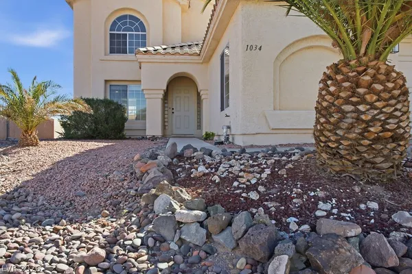 $2,695 | 1034 Skysail Drive, Henderson, NV 89011