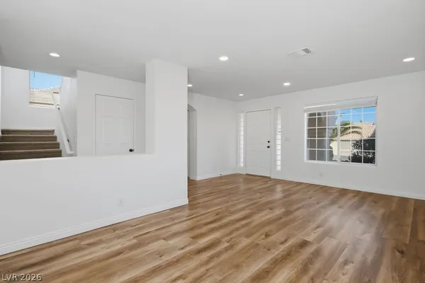 $2,695 | 1034 Skysail Drive, Henderson, NV 89011