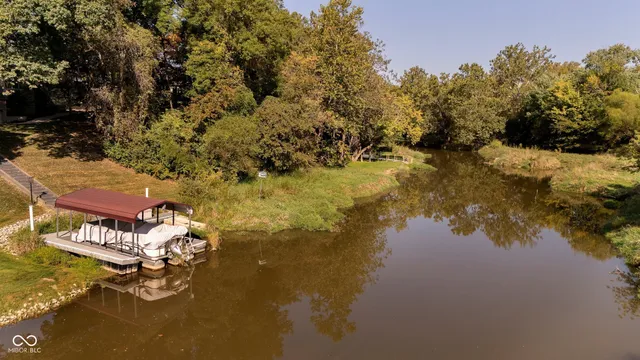 $1,150,000 | 1105 Cape Coral Drive, Cicero, IN 46034