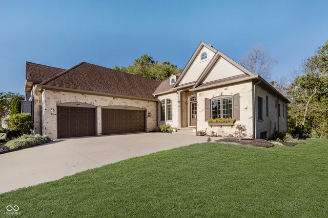 $1,150,000 | 1105 Cape Coral Drive, Cicero, IN 46034