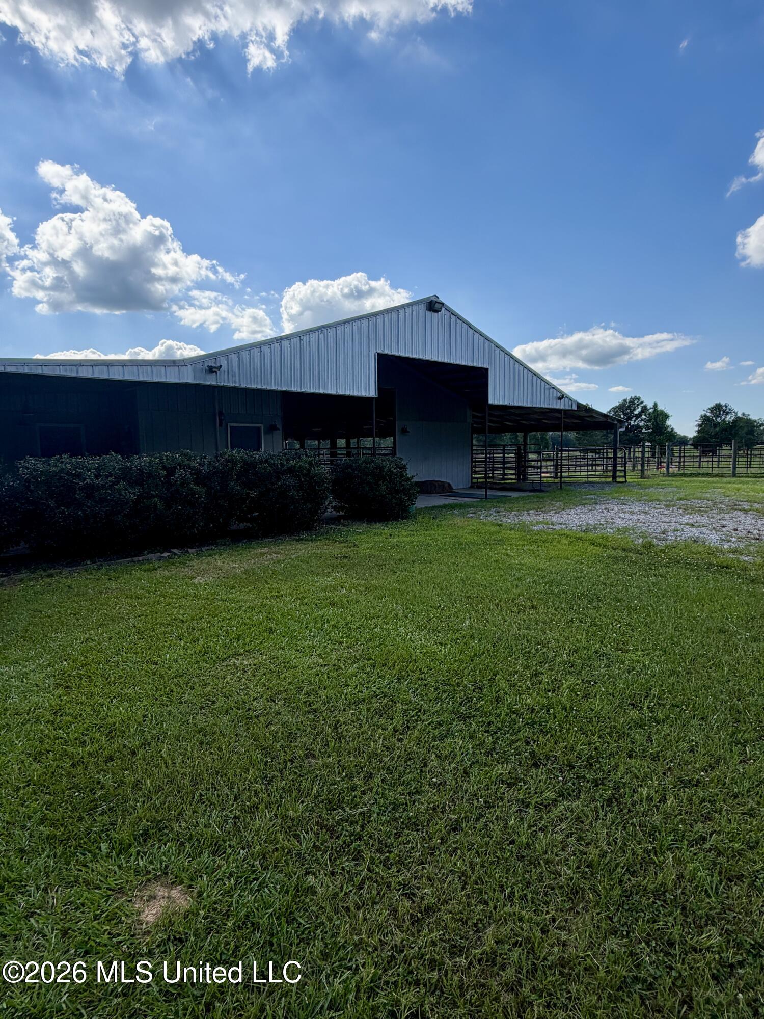 1071 Williams Road Wesson, MS 39191 - Photo 3 of 48 IMG_2808