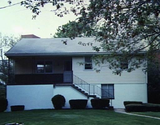 200 Sunnydale Road Trumbull, CT 06611 - Photo 1 of 1 Gallery Image 1