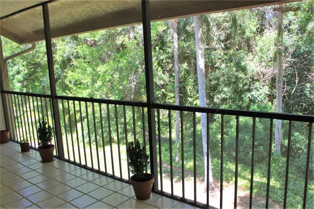 5570 Coach House Circle, Unit F Boca Raton, FL 33486 - Photo 17 of 22 Gallery Image 17