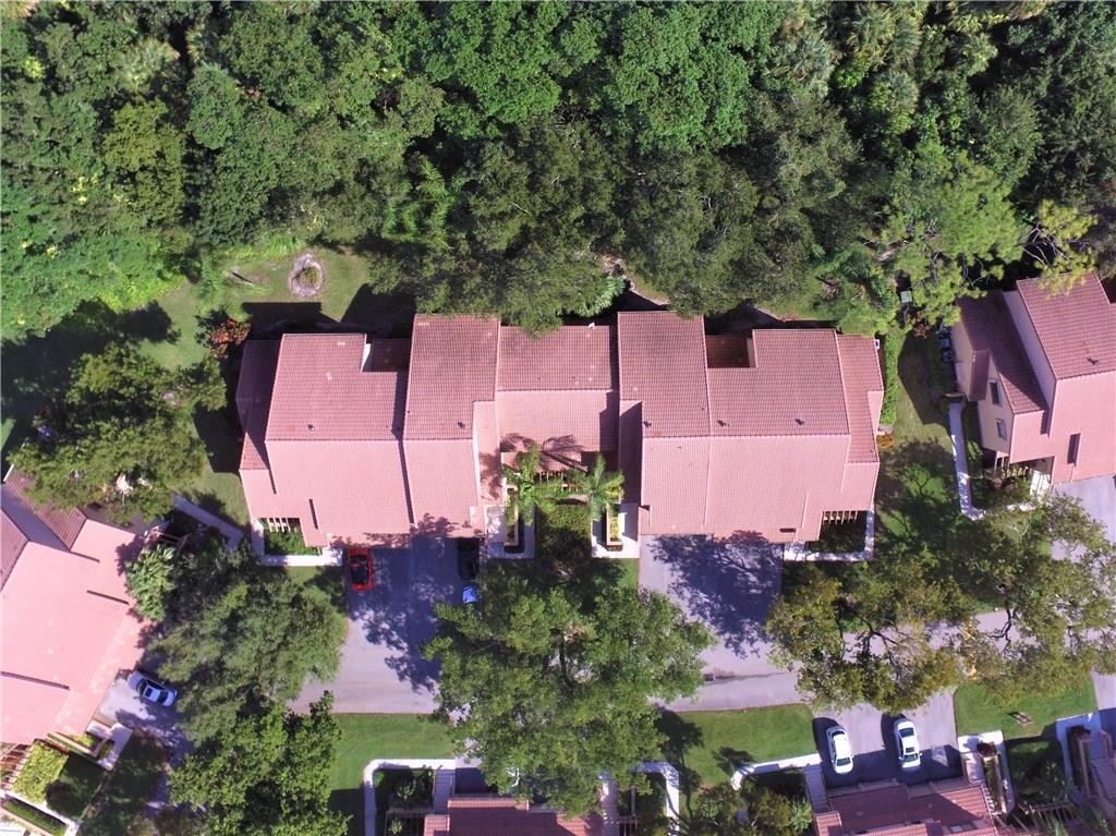 5570 Coach House Circle, Unit F Boca Raton, FL 33486 - Photo 4 of 22 Gallery Image 4