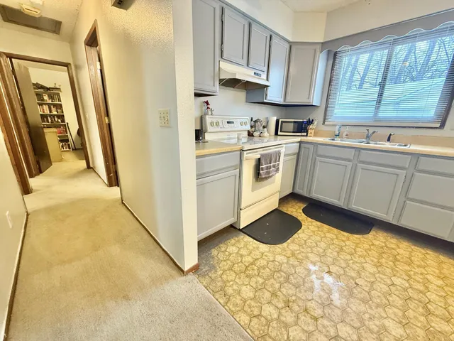 $119,900 | 611 Evergreen Street, Thief River Falls, MN 56701