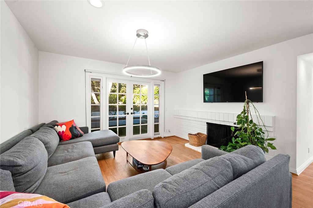 17 Rippling Streme Irvine, CA 92603 - Photo 9 of 54 Family Room