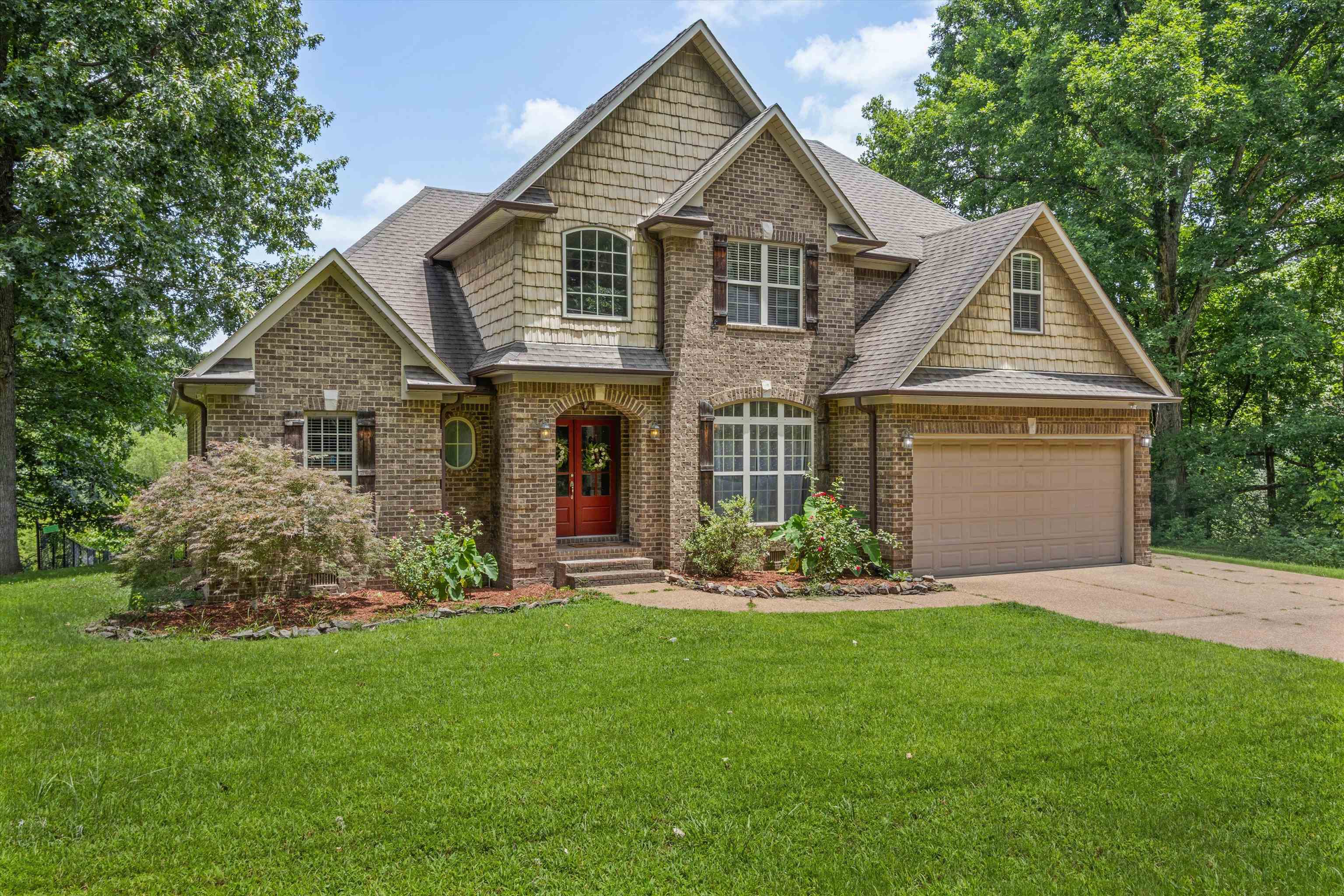 104 Springbrook Drive Jackson, TN 38305 - Photo 3 of 32