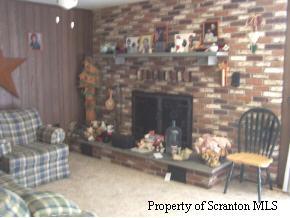 73 Baldwin Road Waymart, PA 18472 - Photo 6 of 6 a view of a entryway